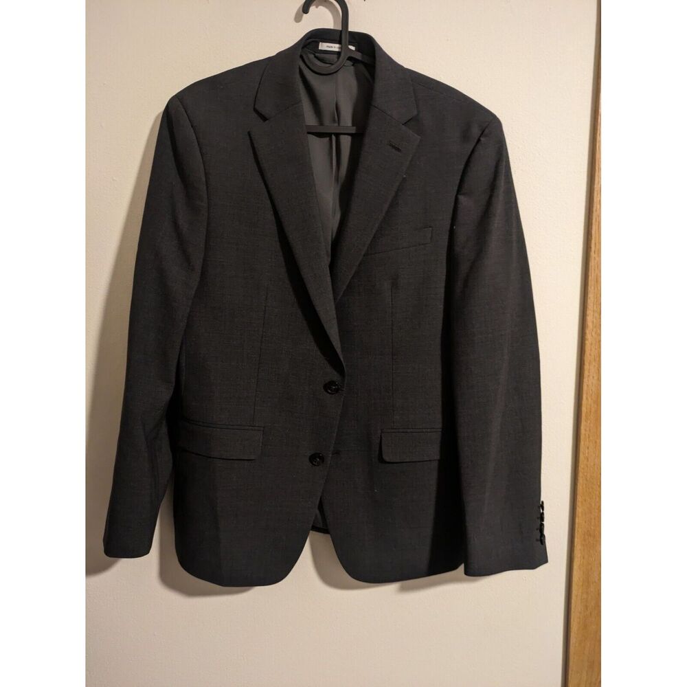 Bar lll Slim Fit Gray Suit Jacket 38S Worn Once!